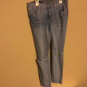 Jeans with hole in knees